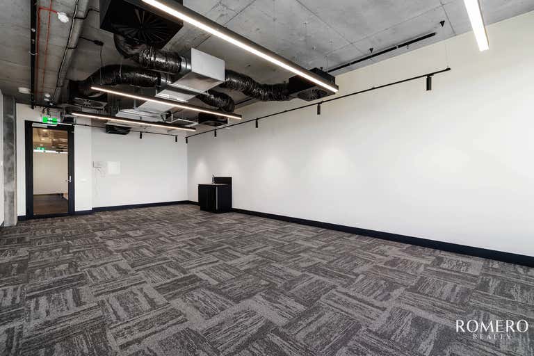 411/89 Overton Road Williams Landing VIC 3027 - Image 2