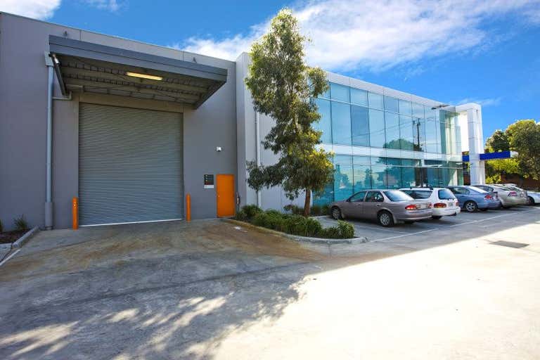 9/435 Williamstown Road Port Melbourne VIC 3207 - Image 3