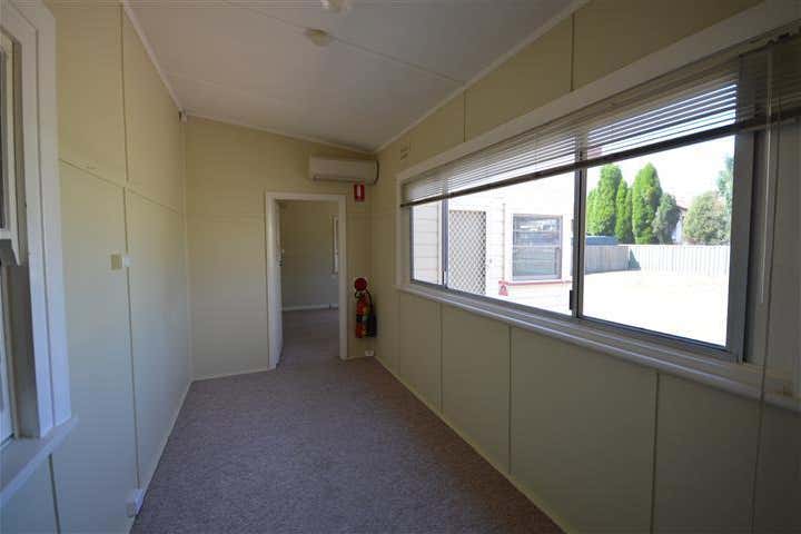 8 Glenelg Street Raymond Terrace NSW 2324 - Image 3