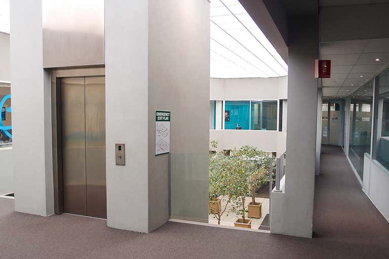 7/108-120 Young Street Frankston VIC 3199 - Image 3