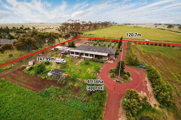 1455 Dohertys Road Mount Cottrell VIC 3024 - Image 2