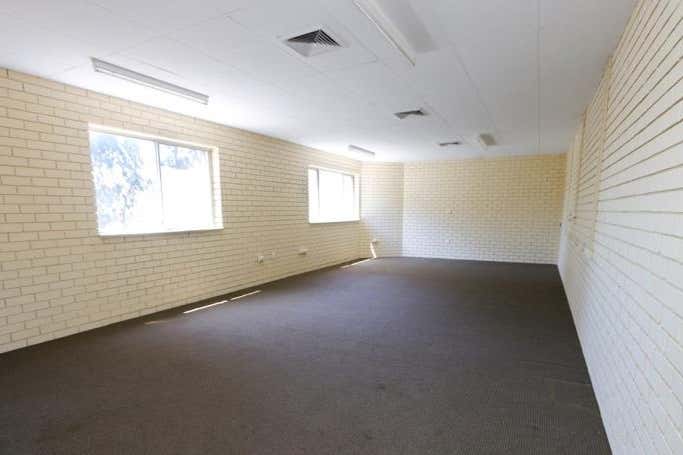 Unit 1, 40 Tompson Street Wagga Wagga NSW 2650 - Image 3