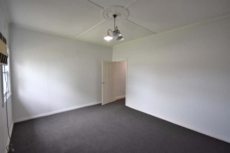 582 Hovell Street Albury NSW 2640 - Image 3