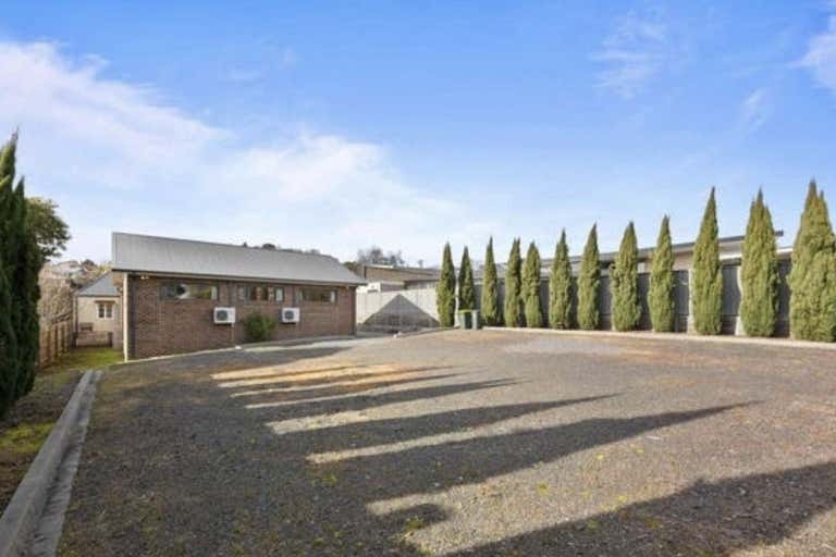 Large commercial property, 10 Vincent Street Daylesford VIC 3460 - Image 4