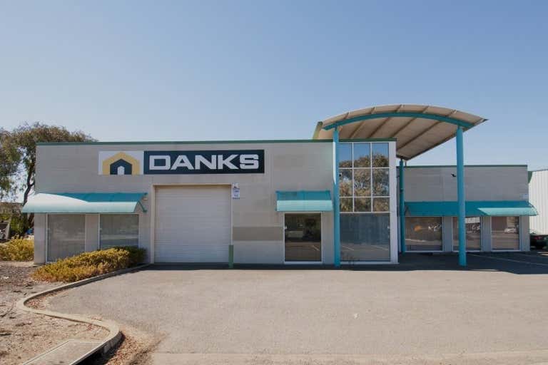 Danks State Office, 1 Endeavour Drive Port Adelaide SA 5015 - Image 4