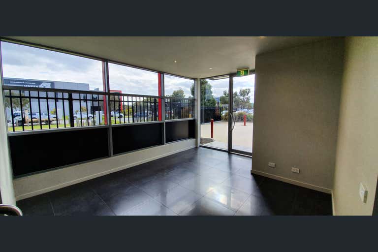 1/32 Access Way Carrum Downs VIC 3201 - Image 3