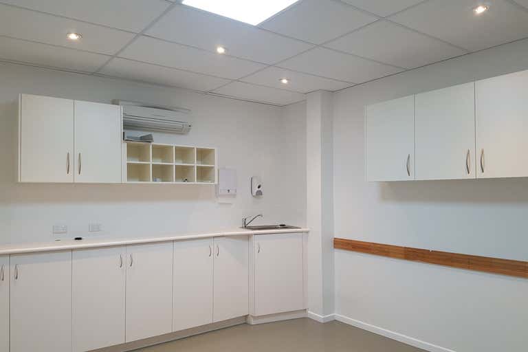 Suite 6, 321 Sheridan Street Cairns City QLD 4870 - Image 4
