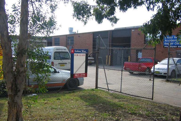 Unit 2, 14 Powdrill Road Prestons NSW 2170 - Image 1