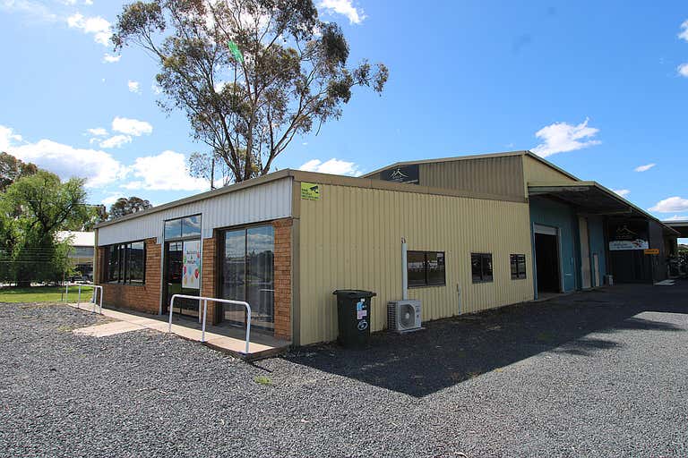 Unit A, 18 Swanbrook Road Inverell NSW 2360 - Image 1