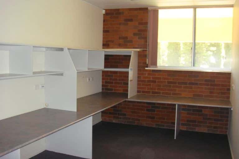 3 Bell Street Toowoomba City QLD 4350 - Image 3