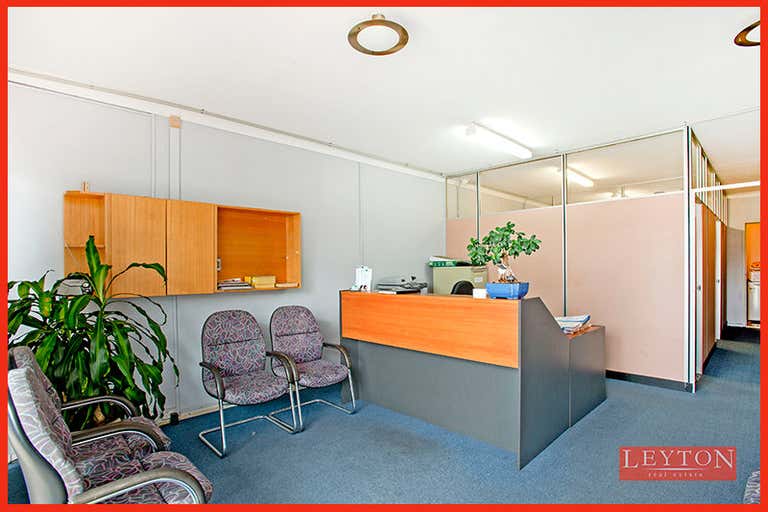 3/4 St James avenue Springvale VIC 3171 - Image 2