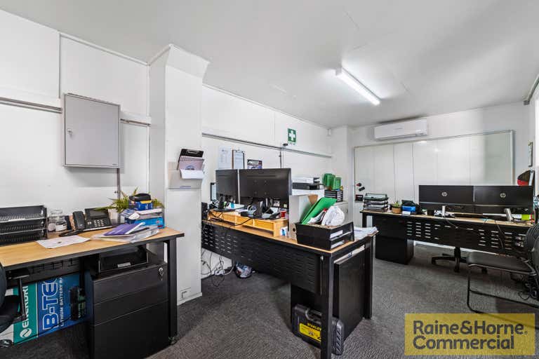 54 Klingner Road Redcliffe QLD 4020 - Image 3