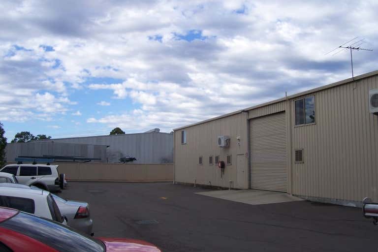 Unit 4, 6 TORRENS AVENUE Cardiff NSW 2285 - Image 3