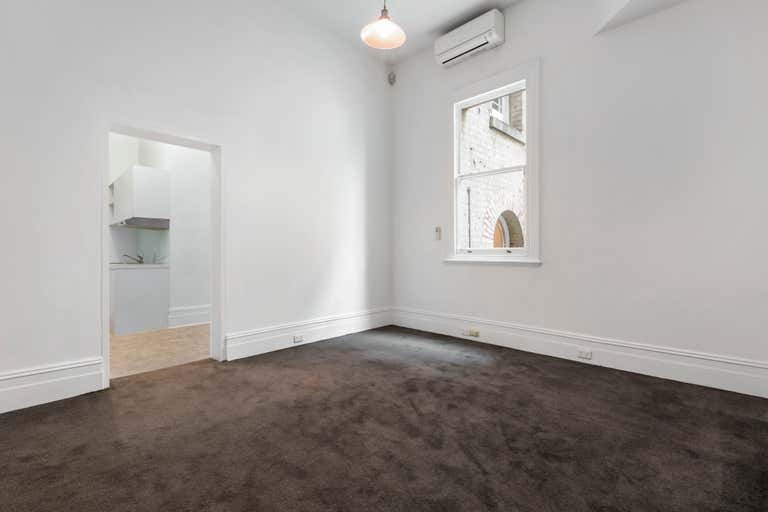 5/125 Fitzroy Street St Kilda VIC 3182 - Image 2