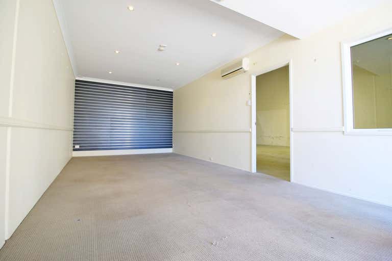 3/44 Dover Drive Burleigh Heads QLD 4220 - Image 4
