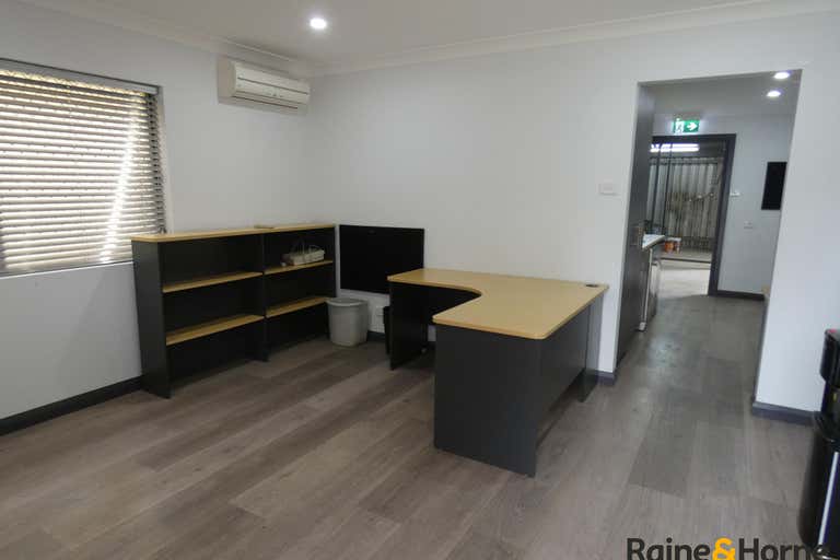 6 Merrigal Road Port Macquarie NSW 2444 - Image 4