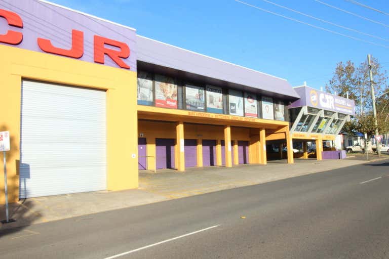 215 James Street Toowoomba City QLD 4350 - Image 1