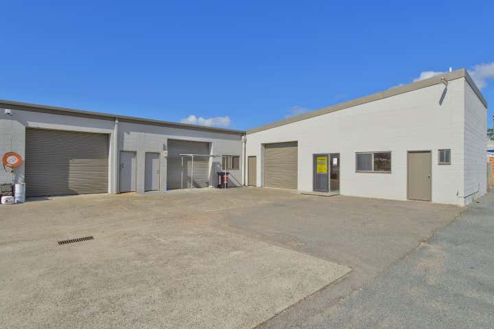 (L) Unit 3, 19 Jambali Road Port Macquarie NSW 2444 - Image 2