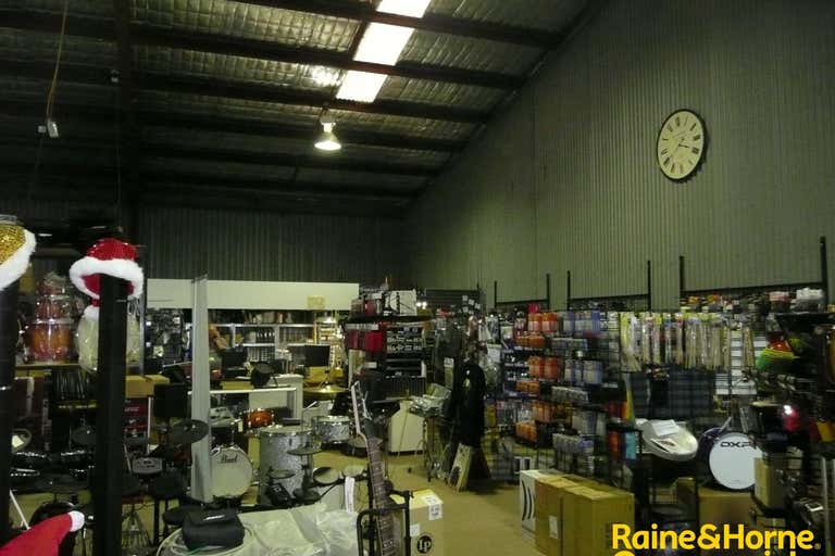 Units 5 & 6, 148 Lake Road Port Macquarie NSW 2444 - Image 4