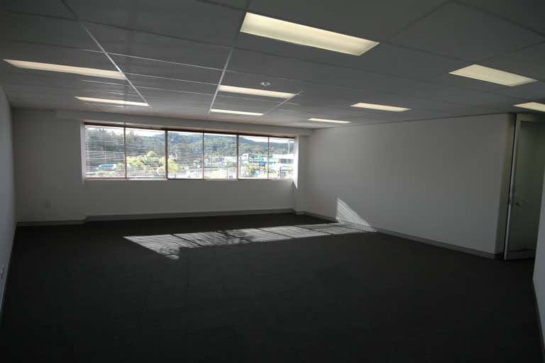 PALM COURT, Suite 4, Level 1, 176 Central Coast Highway Erina NSW 2250 - Image 1