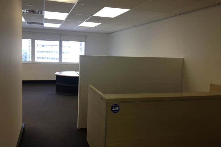 Suite 902, 10 Help Street Chatswood NSW 2067 - Image 3