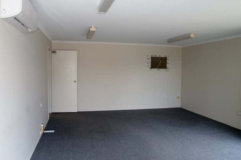 2/31-33 Dover Drive Burleigh Heads QLD 4220 - Image 2