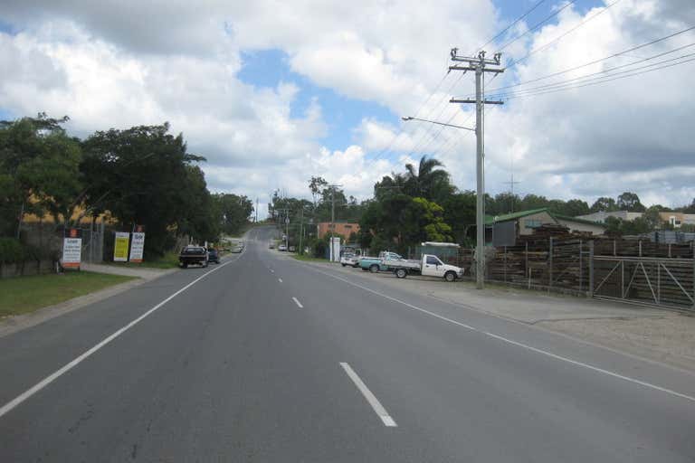 7/12 Rudman Pd Burleigh Heads QLD 4220 - Image 3