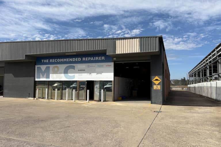 1/86 Townsville Street Fyshwick ACT 2609 - Image 1