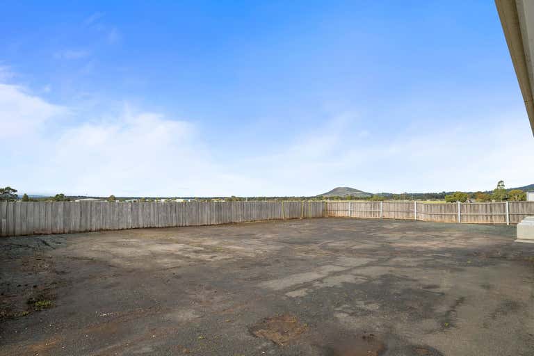 102 Kennedy Drive Cambridge TAS 7170 - Image 3