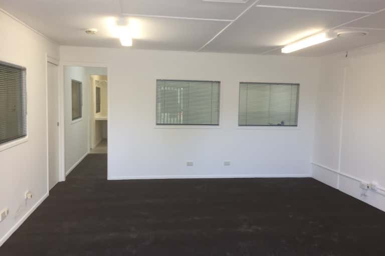 132m2 Office/Industrial Warehouse in Southport, 5/19 Tonga Place Parkwood QLD 4214 - Image 3