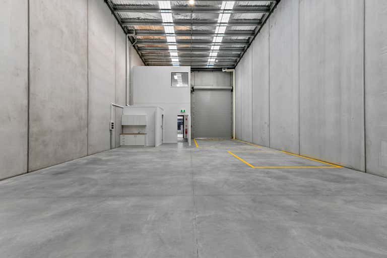 2/27 Industrial Circuit Cranbourne West VIC 3977 - Image 4