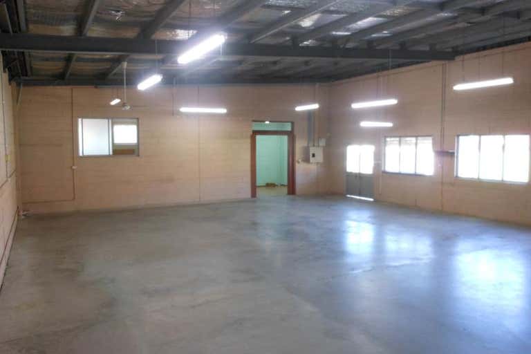 79 Carrington Avenue Dubbo NSW 2830 - Image 2