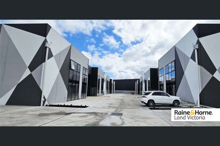 9/235 Robinsons Road Ravenhall VIC 3023 - Image 1