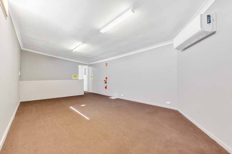 14B Cambridge Street Rockhampton City QLD 4700 - Image 4