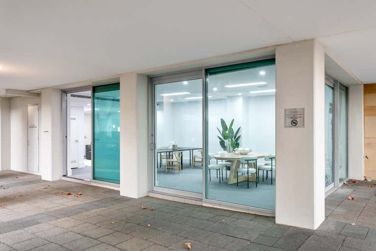 2/42 Terrace Road East Perth WA 6004 - Image 3