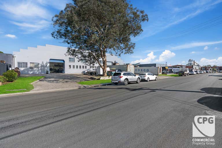 1/7 Regent Crescent Moorebank NSW 2170 - Image 1