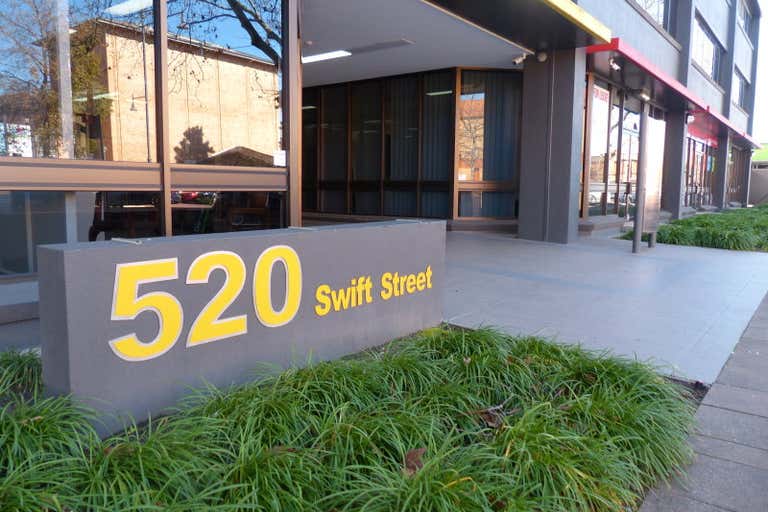 520  SWIFT STREET Albury NSW 2640 - Image 1