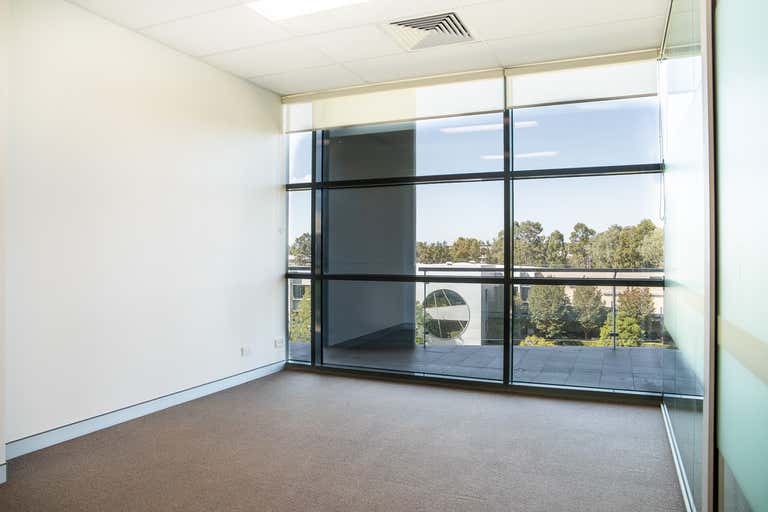 3.13A, 14-16 Lexington Drive Bella Vista NSW 2153 - Image 2