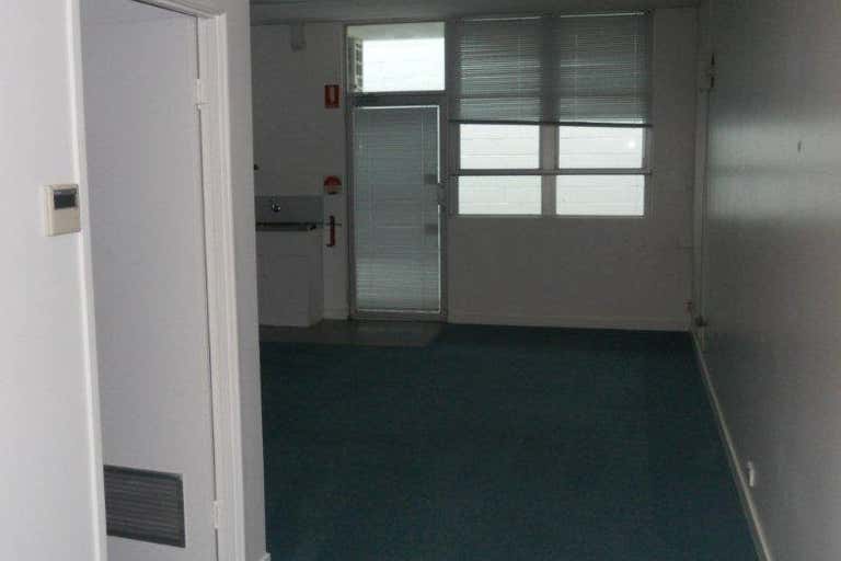 Unit 3, 175 Sturt Street Townsville City QLD 4810 - Image 3