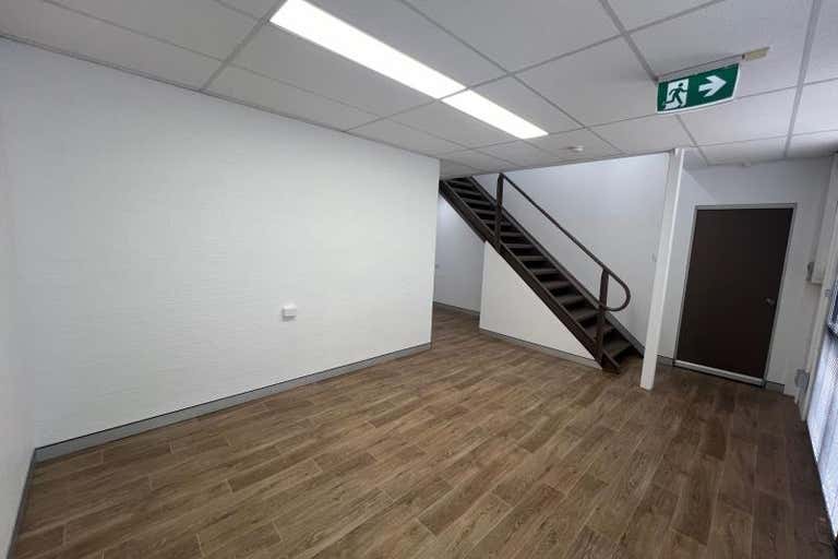 Unit 3, 29-31 Whyalla Place Prestons NSW 2170 - Image 2