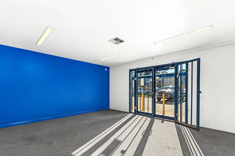 2/25 Alliance Ave Morisset NSW 2264 - Image 4