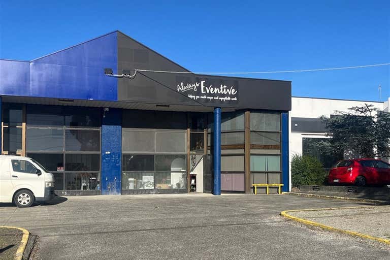 2/28 Lacey Street Croydon VIC 3136 - Image 2