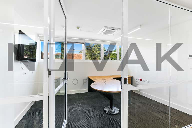 LEASED BY MICHAEL BURGIO 0430 344 700, 3/2A Ada Avenue Brookvale NSW 2100 - Image 4