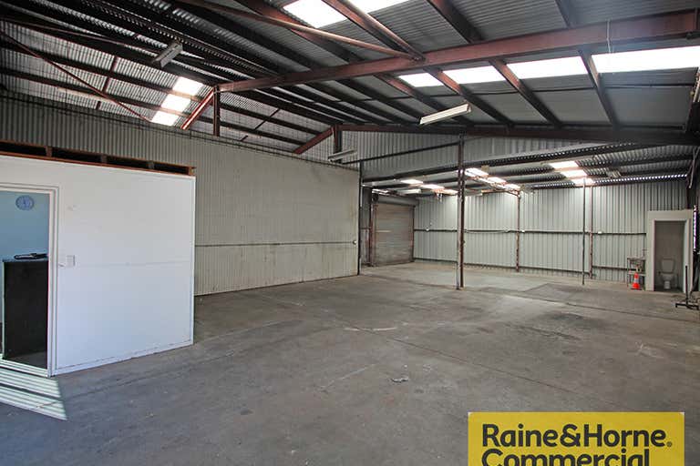 1/21 Basalt Street Geebung QLD 4034 - Image 2