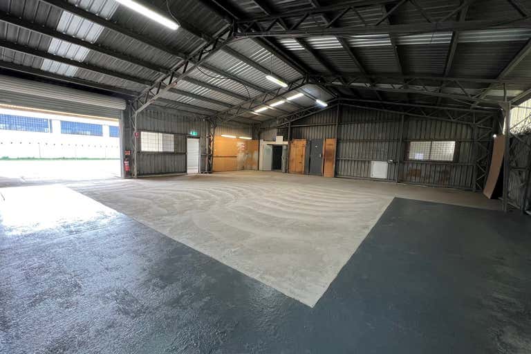 2 & 3/124 Princes Highway South Nowra NSW 2541 - Image 4