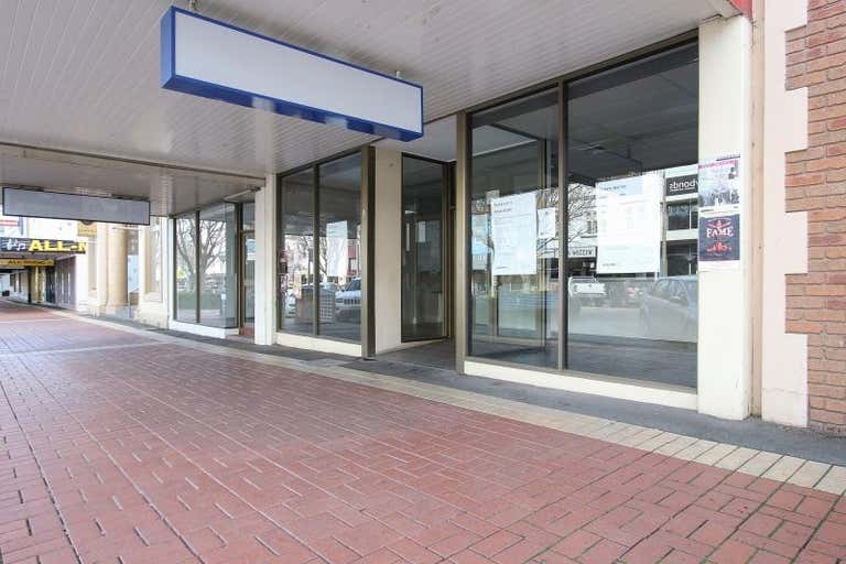 596 Dean Street Albury NSW 2640 - Image 1