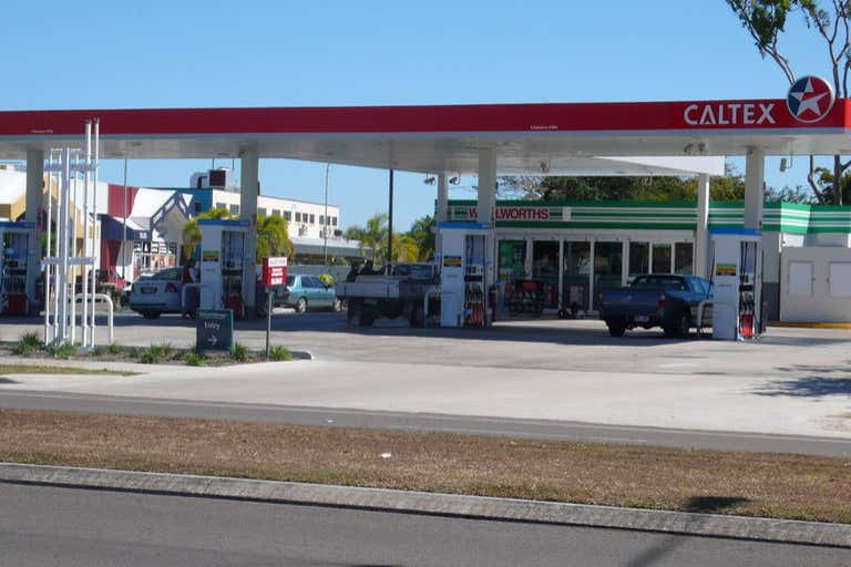 Caltex Service Station, 172 Thuringowa Drive Kirwan QLD 4817 - Image 1