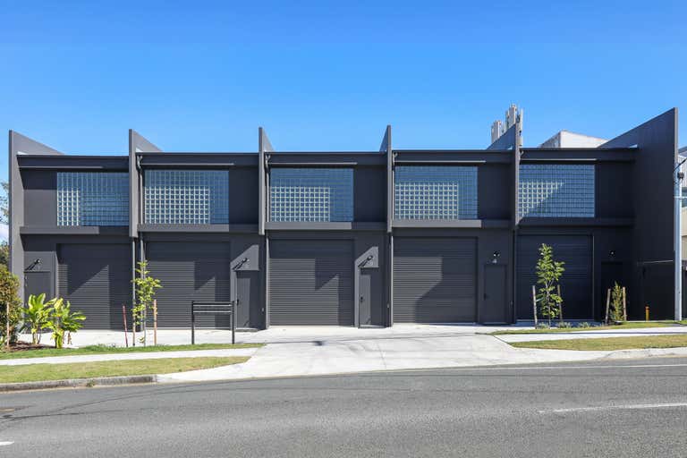 2/5 Anne Street Southport QLD 4215 - Image 3