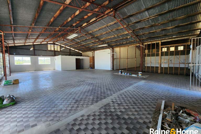 233 - 239 Deception Bay Road Deception Bay QLD 4508 - Image 4