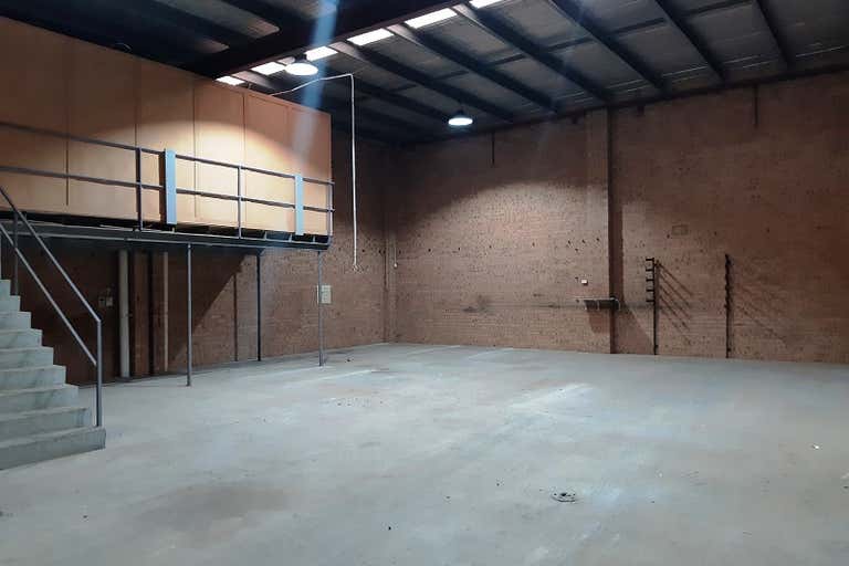 Unit 2, 7 Devon Road Ingleburn NSW 2565 - Image 2